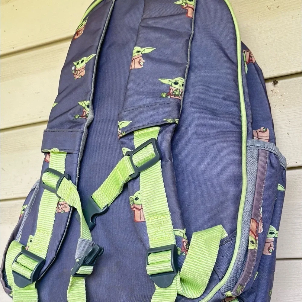 Simple Modern brand backpack featuring a Star Wars: The Mandalorian 